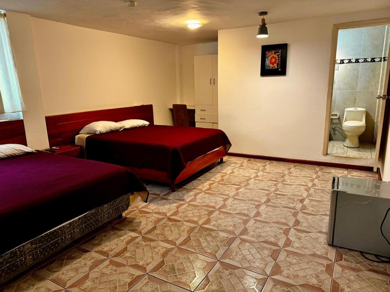 Hostal Muyuyo Puerto Ayora  Exterior foto